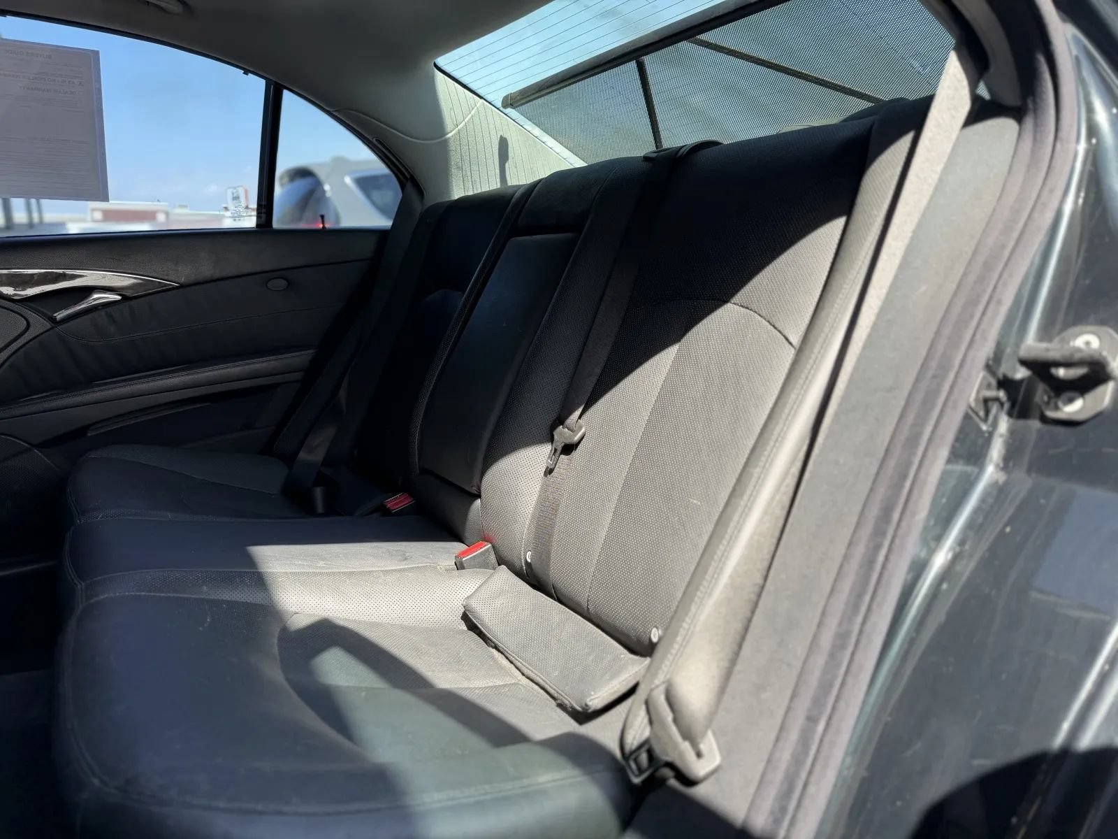 Used 2005 Mercedes-Benz E 500 Sedan image 15