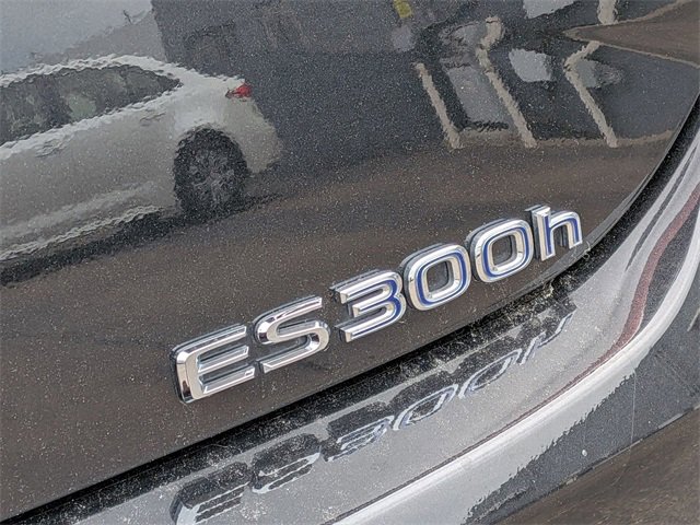 Used 2022 Lexus ES 300h w/ Premium Package image 28