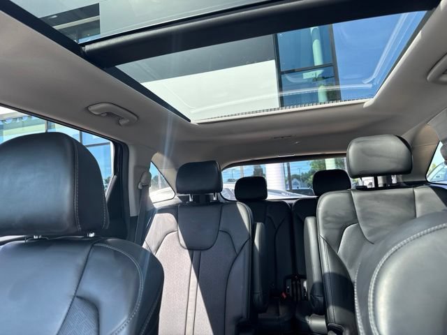 Certified 2023 Kia Sorento SX FWD image 8