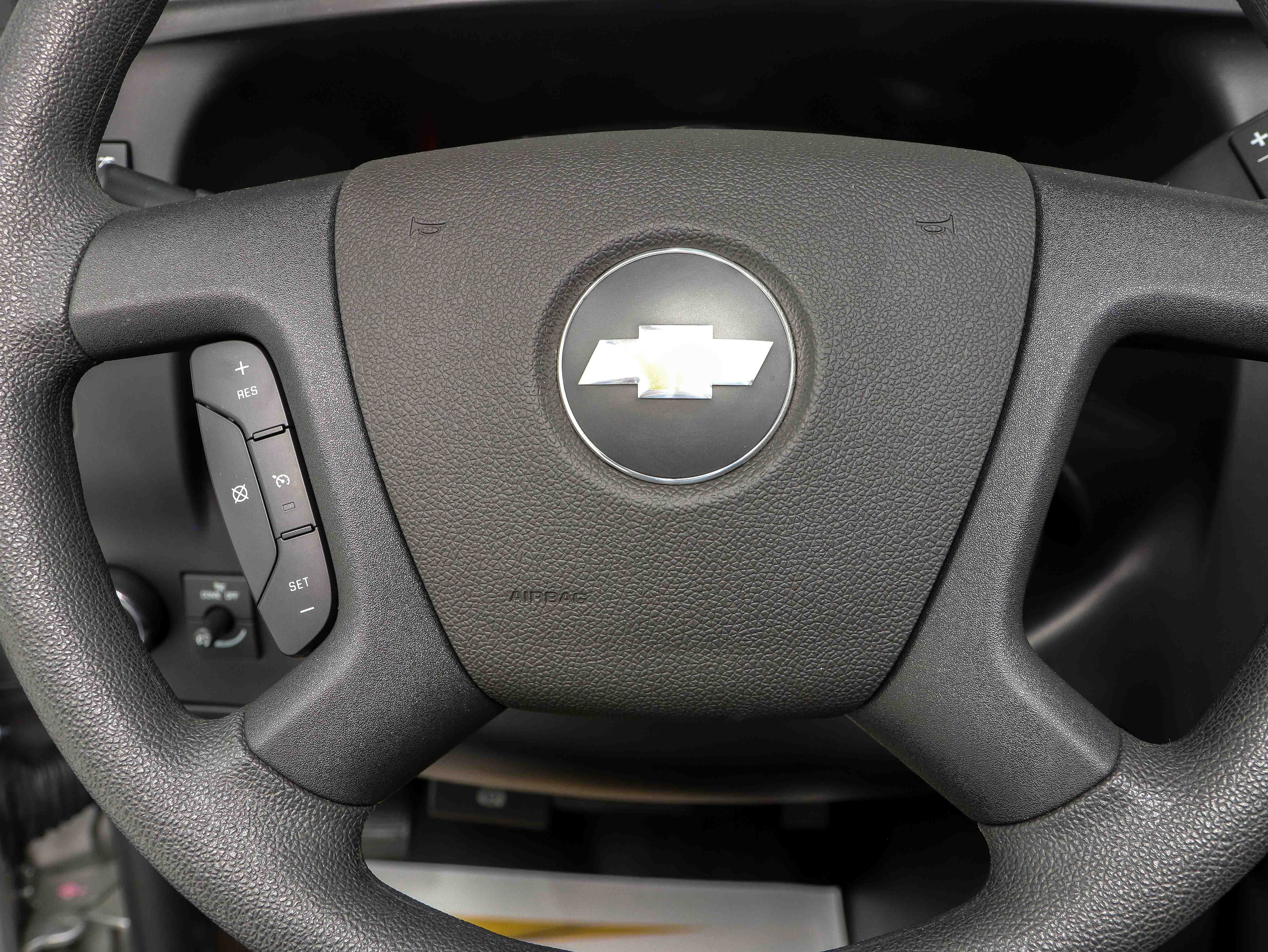 Used 2022 Chevrolet Express 3500 LS RWD image 23