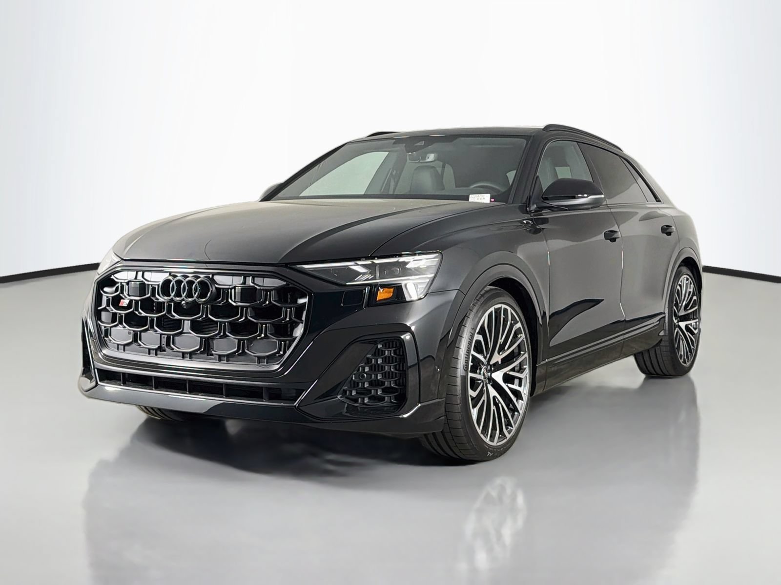 New 2026 Audi SQ8 Premium Plus AWD/4WD image 3