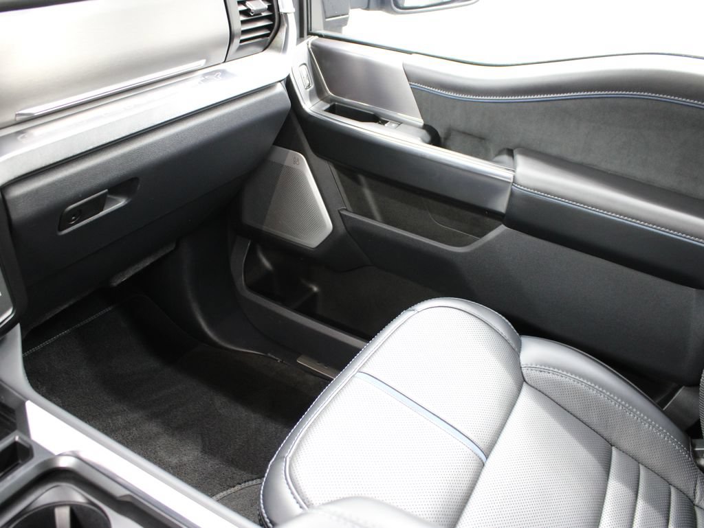Used 2026 Ford F450 Platinum AWD/4WD image 40