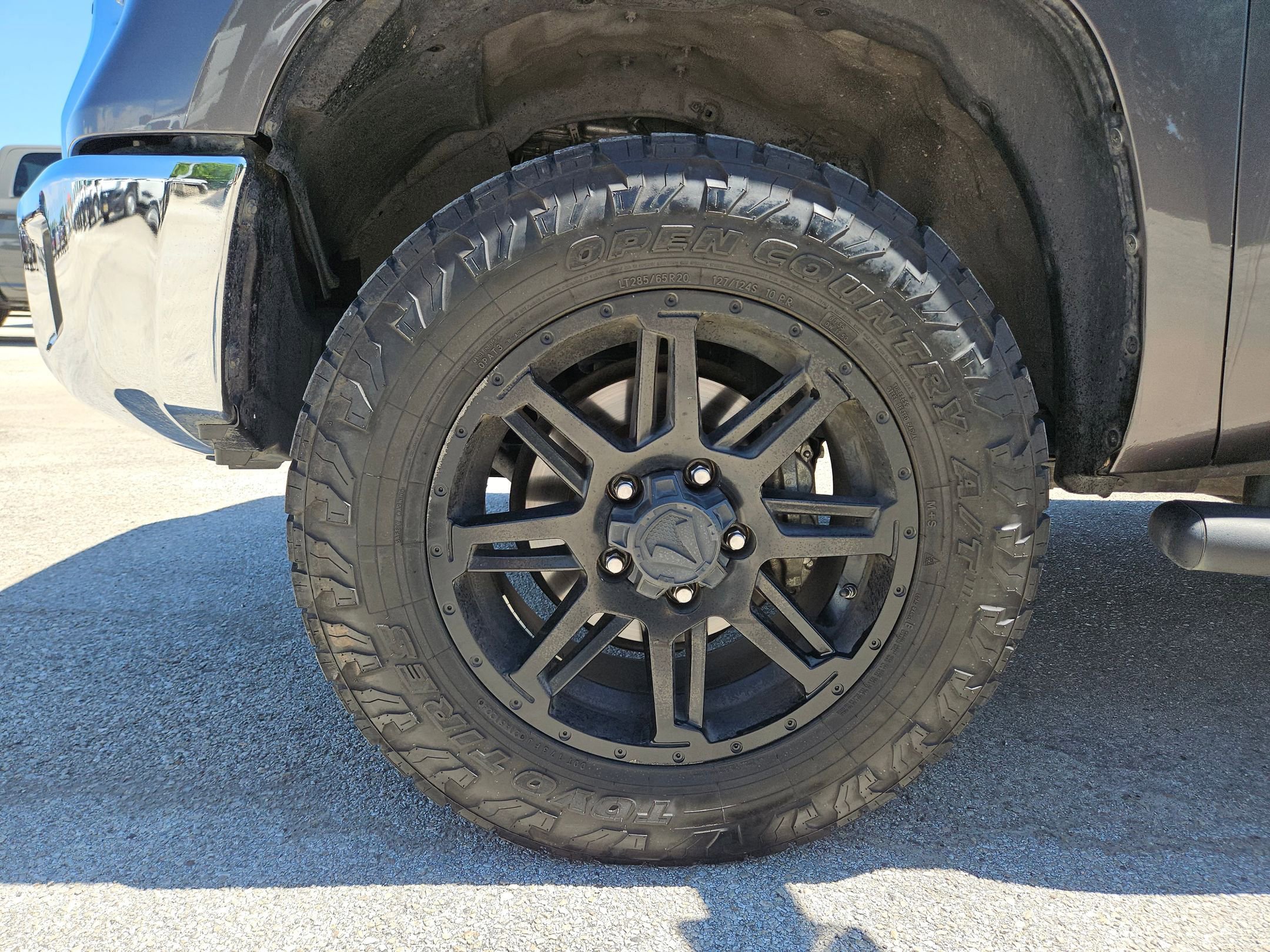 Used 2020 Toyota Tundra SR5 w/ SR5 Upgrade Package AWD/4WD image 31