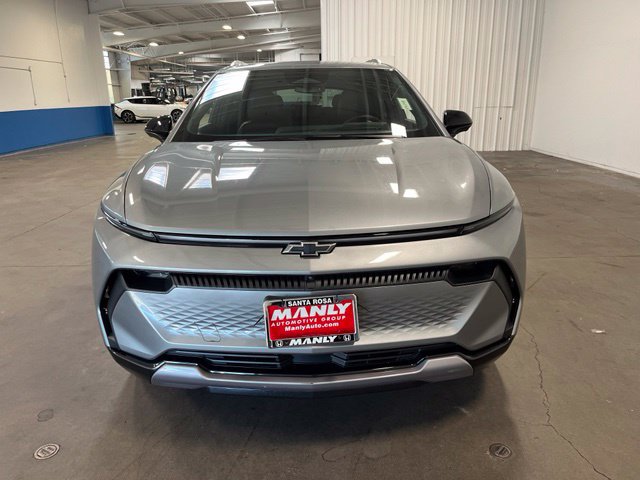 Used 2024 Chevrolet Equinox EV LT w/ LPO, Blackout Package FWD image 8