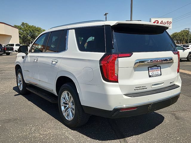 Certified 2024 GMC Yukon SLT w/ SLT Premium Package AWD/4WD image 3