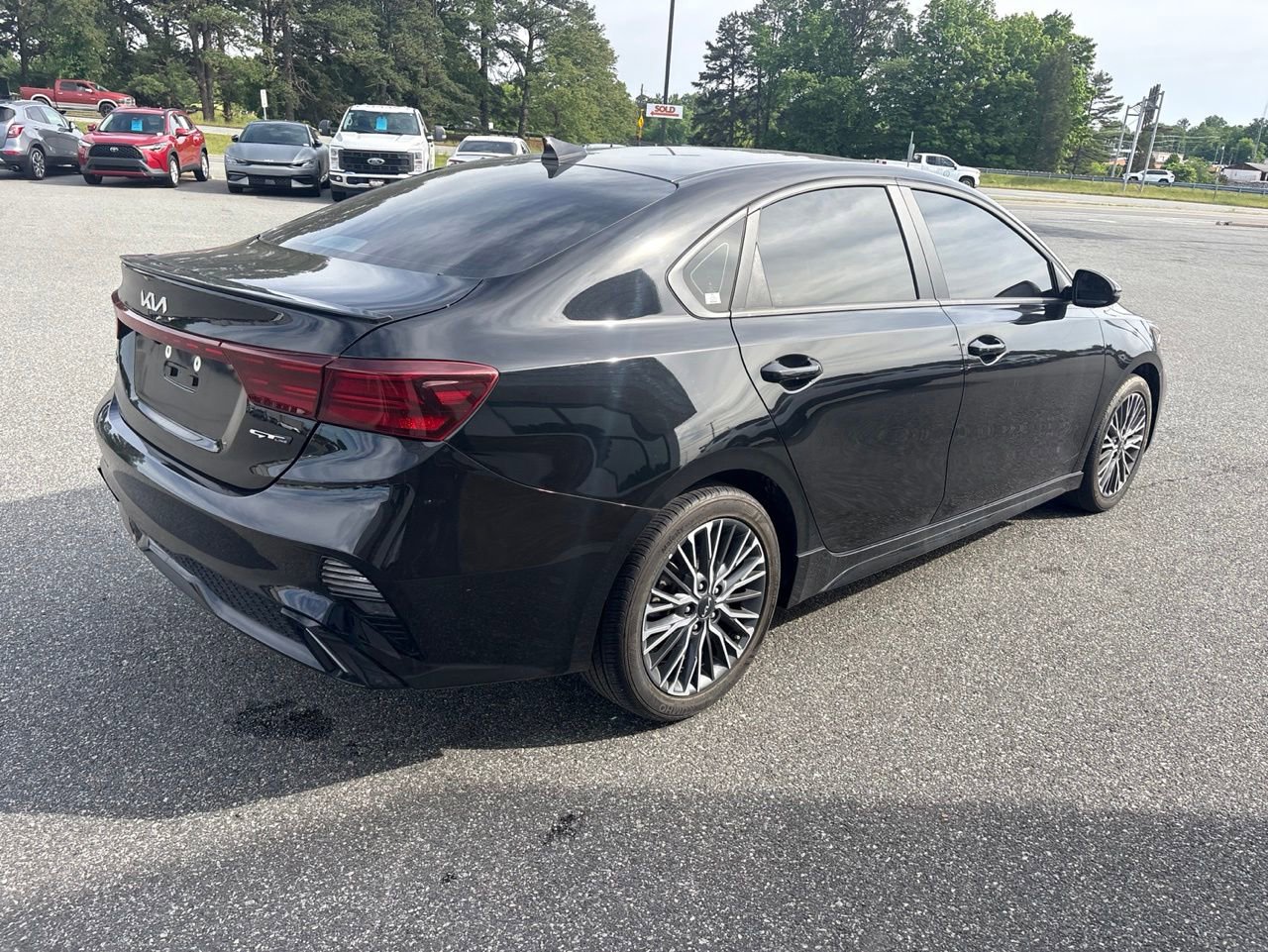 Used 2023 Kia Forte GT-Line w/ GT-Line Premium Package FWD image 8