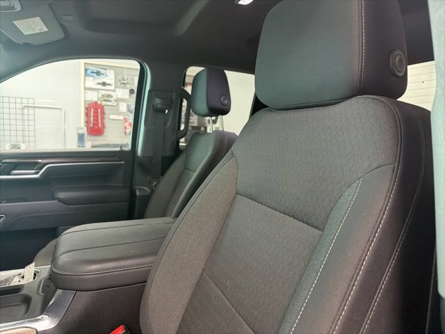Used 2025 Chevrolet Silverado 1500 RST w/ LPO, Liner Protection Package AWD/4WD image 15