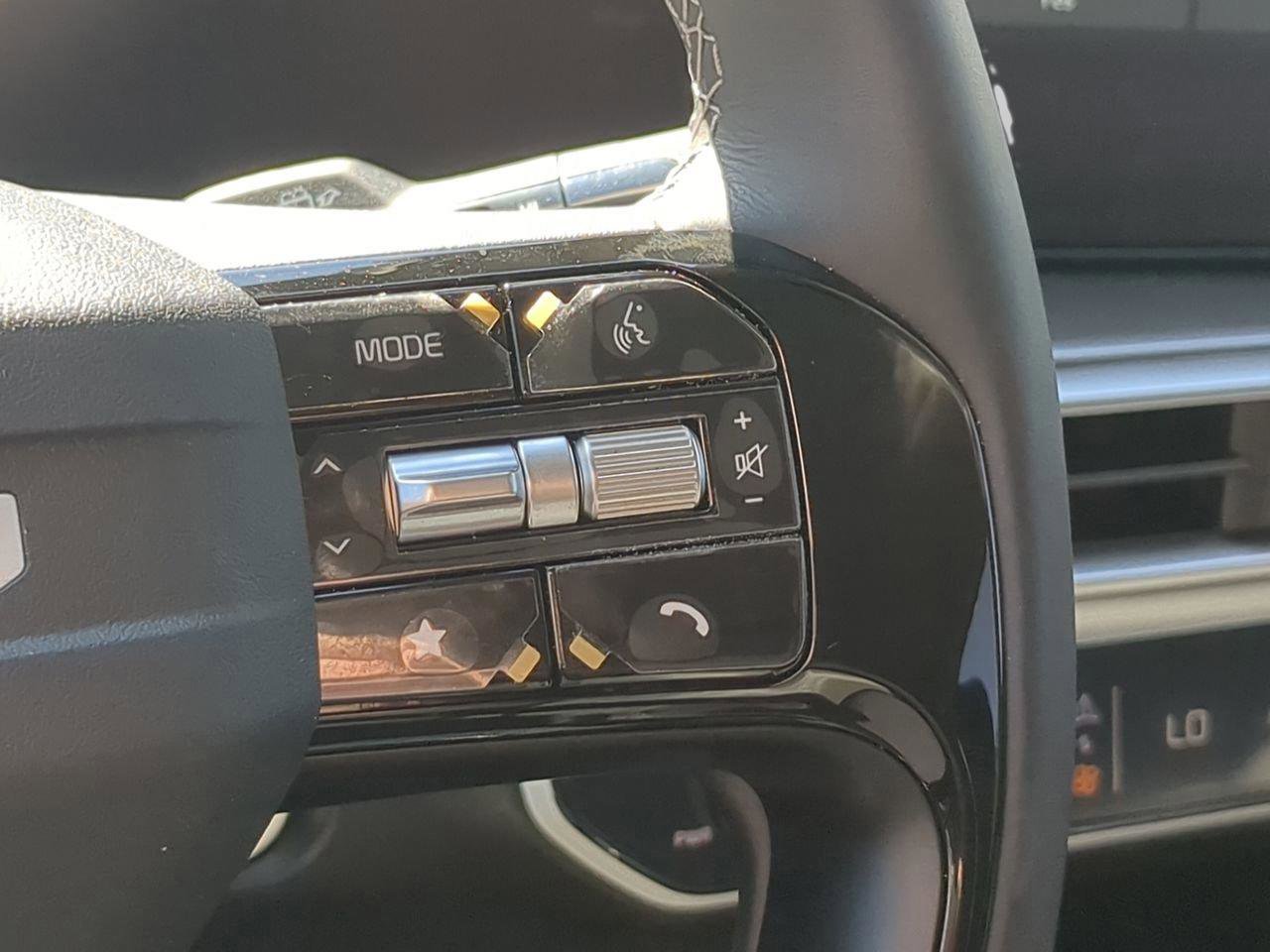 New 2026 Kia Sorento EX FWD image 26