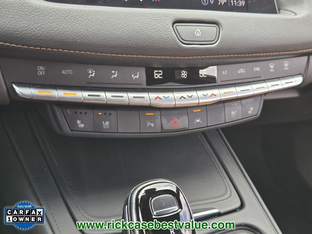 Used 2023 Cadillac XT4 Premium Luxury image 26