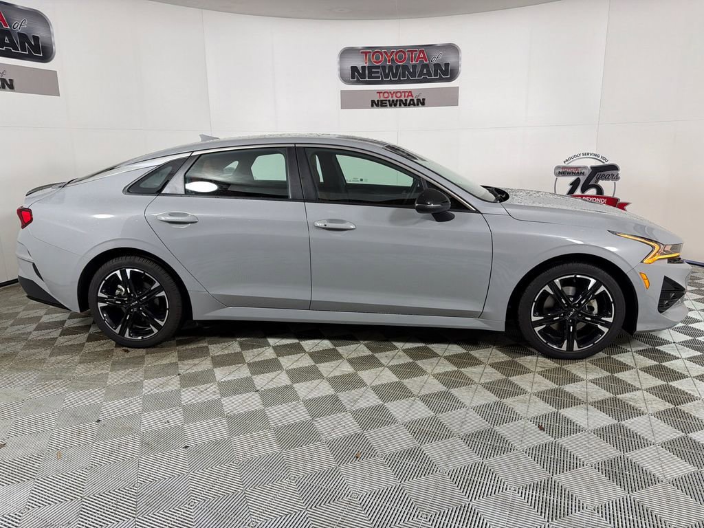 Used 2024 Kia K5 GT-Line w/ GT-Line Premium Package image 3