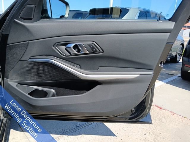Used 2025 BMW 330i xDrive Sedan image 16