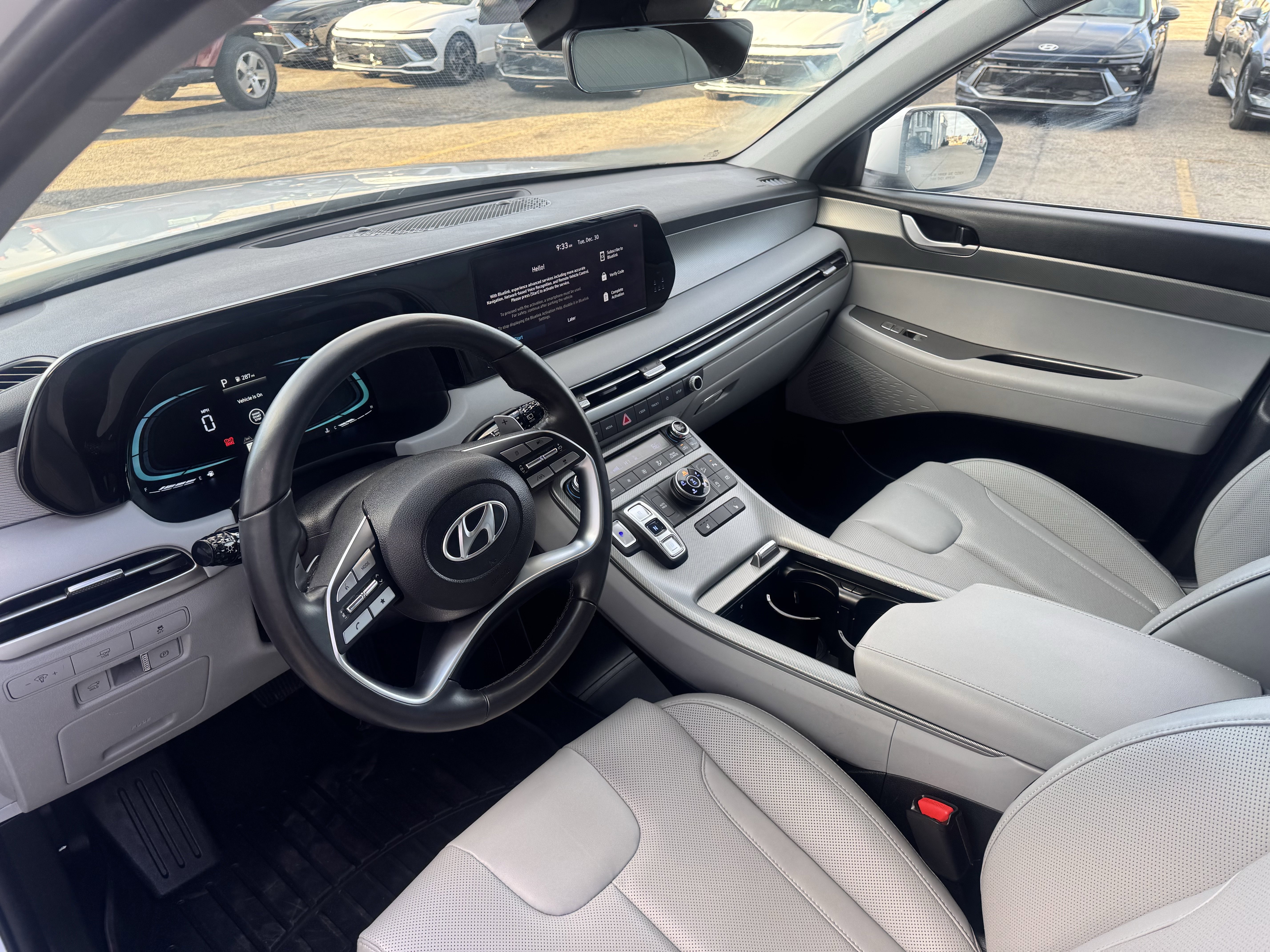 Used 2023 Hyundai Palisade SEL image 8