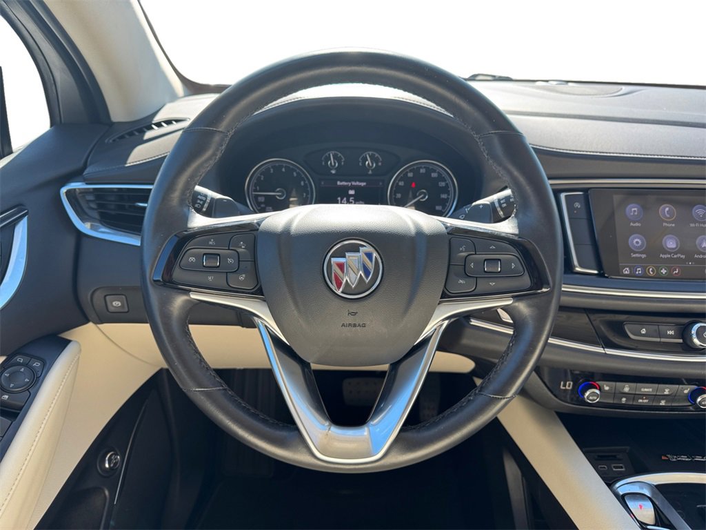 Used 2022 Buick Enclave Essence image 12