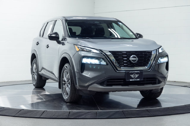 Used 2023 Nissan Rogue S AWD/4WD image 4