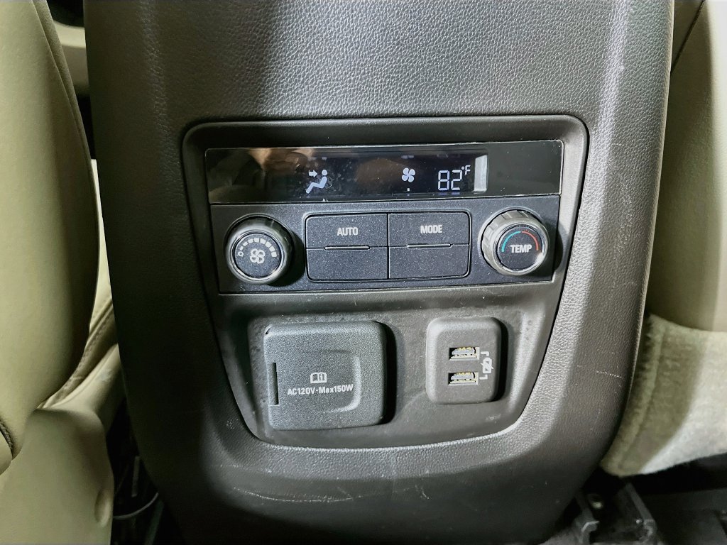 Used 2020 Buick Enclave Essence w/ Sound and Sites Package FWD image 35