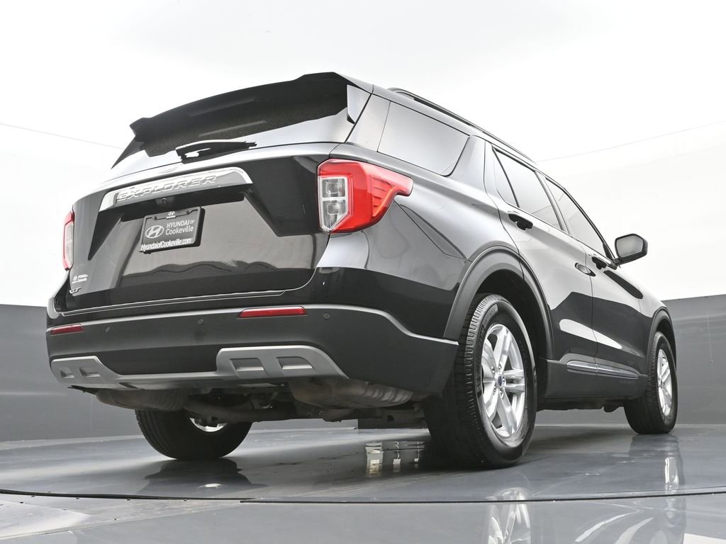 Used 2022 Ford Explorer XLT w/ Equipment Group 202A RWD image 42
