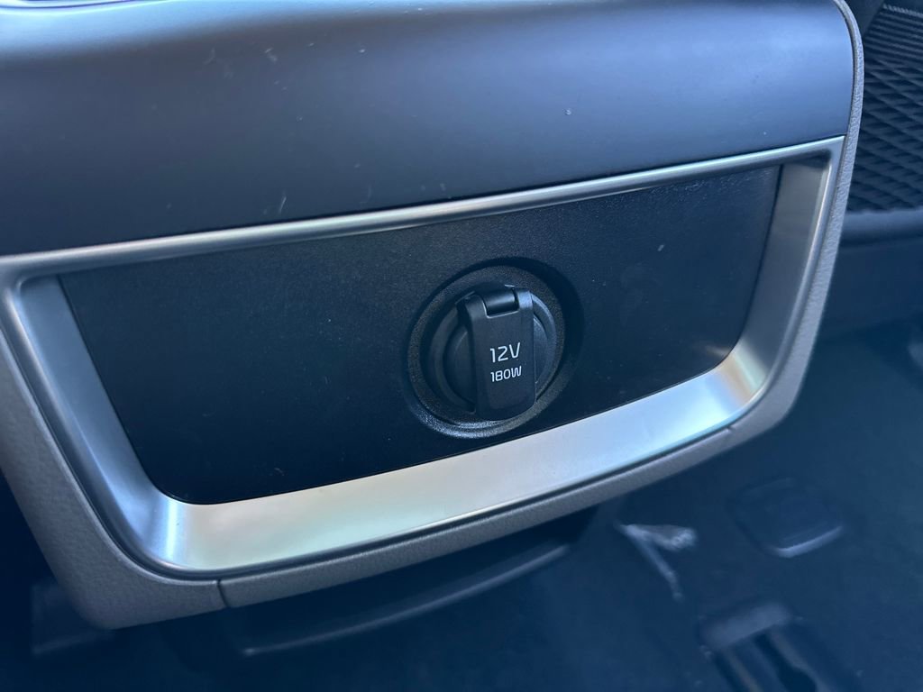 New 2026 Kia Carnival FWD image 16