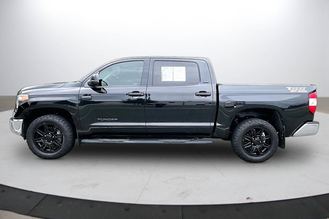 Used 2018 Toyota Tundra SR5 w/ SR5 Upgrade Package AWD/4WD image 6