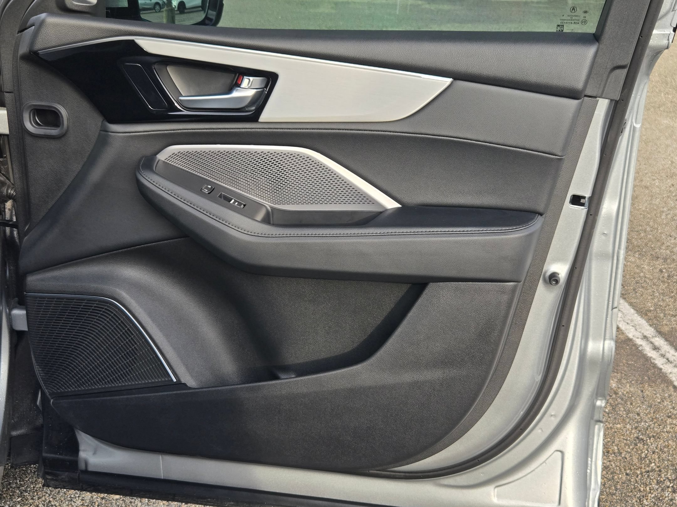 Certified 2026 Acura MDX FWD image 29