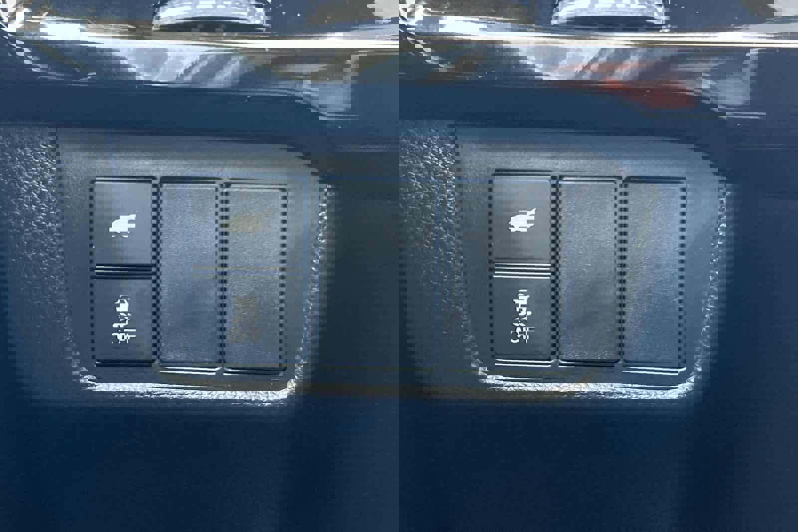 Used 2025 Honda CR-V EX-L image 30