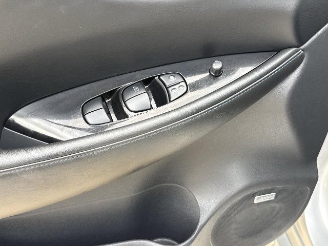 Used 2020 Nissan Leaf SL Plus FWD image 17