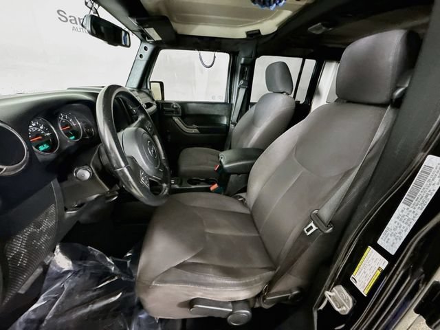 Used 2018 Jeep Wrangler Unlimited Sport w/ Connectivity Group AWD/4WD image 18