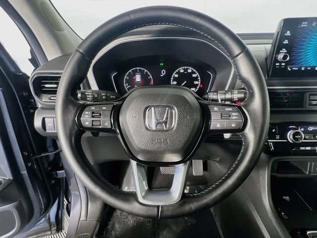 Used 2025 Honda Pilot EX-L image 16