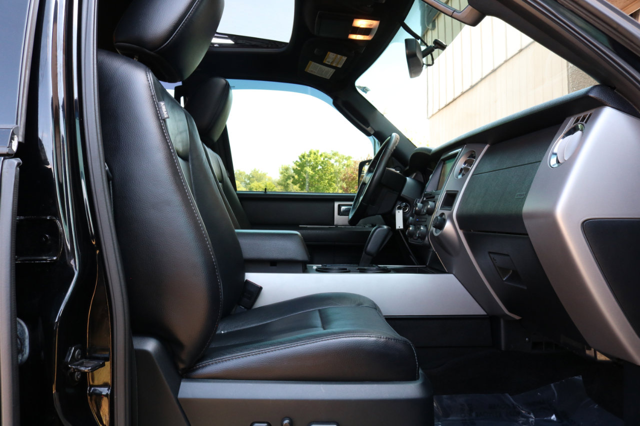 Used 2017 Ford Expedition XLT w/ Equipment Group 202A image 48