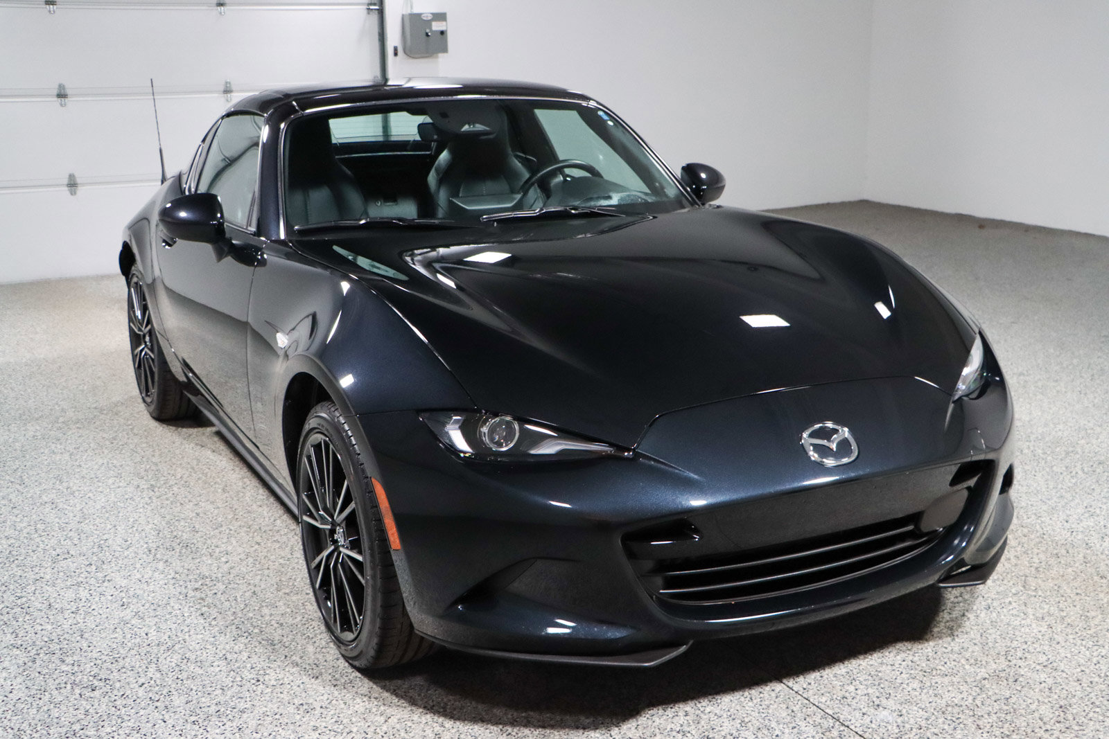 Used 2025 MAZDA MX-5 Miata RF Grand Touring image 5