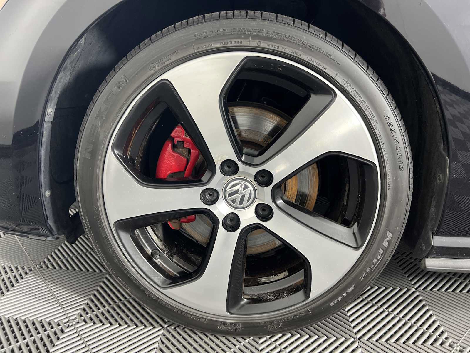 Used 2017 Volkswagen GTI S FWD image 11