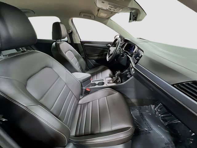 Used 2024 Volkswagen Jetta SE image 26