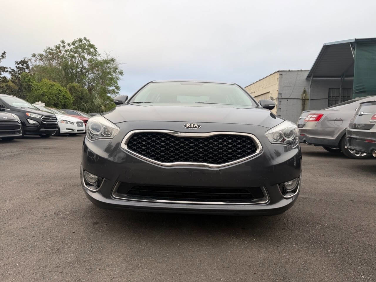 Used 2015 Kia Cadenza Premium FWD image 4