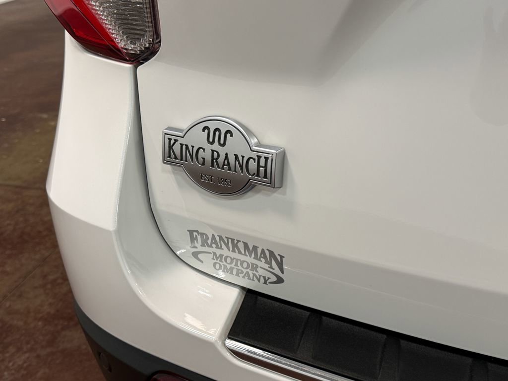 Used 2021 Ford Explorer King Ranch w/ Premium Technology Package image 53