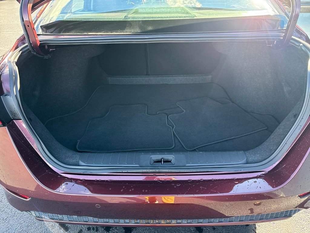 Used 2024 Nissan Sentra SV image 28