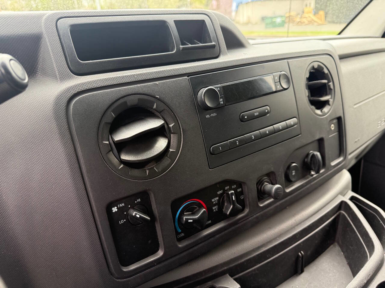 Used 2012 Ford E-250 and Econoline 250 w/ Commercial Cargo Van Pkg image 33