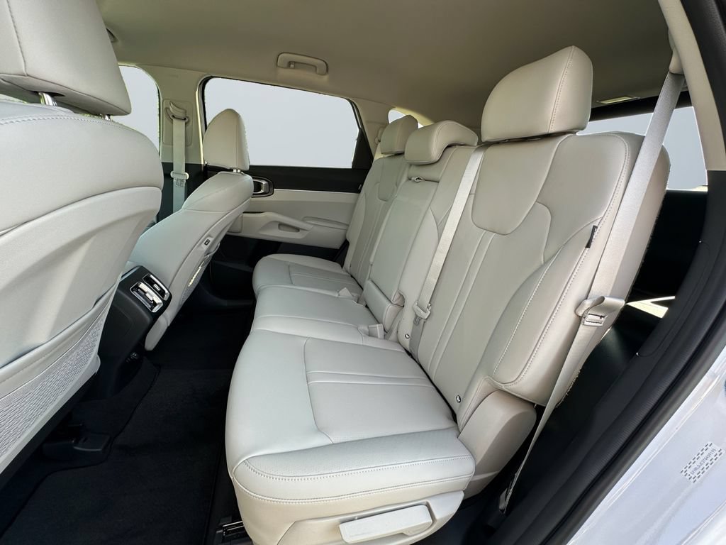 New 2026 Kia Sorento S AWD/4WD image 13