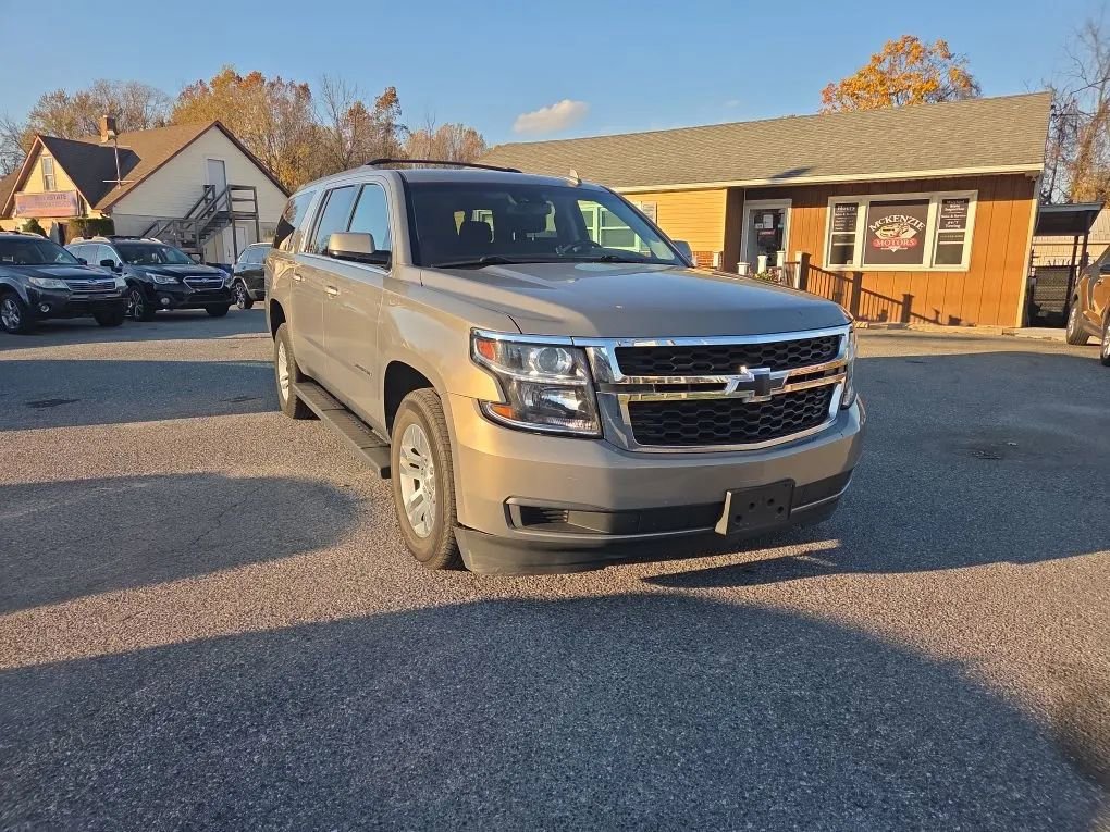 Used 2017 Chevrolet Suburban LS w/ Enhanced Driver Alert Package image 3