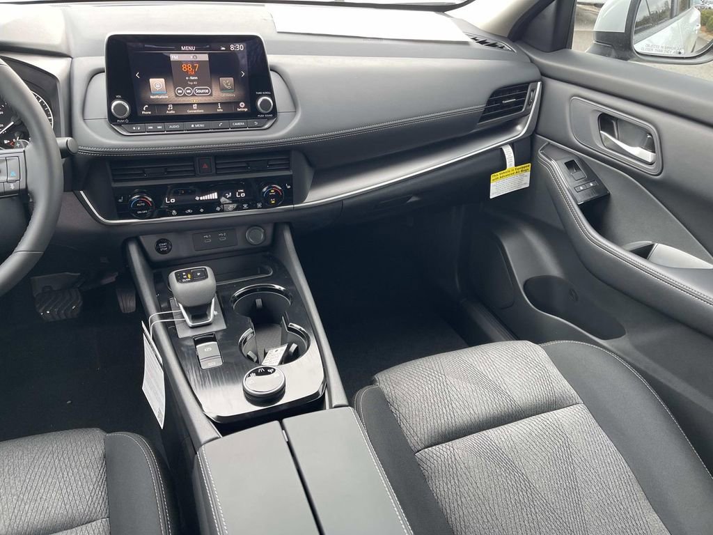 New 2026 Nissan Rogue SV w/ Cold Weather Package AWD/4WD image 13