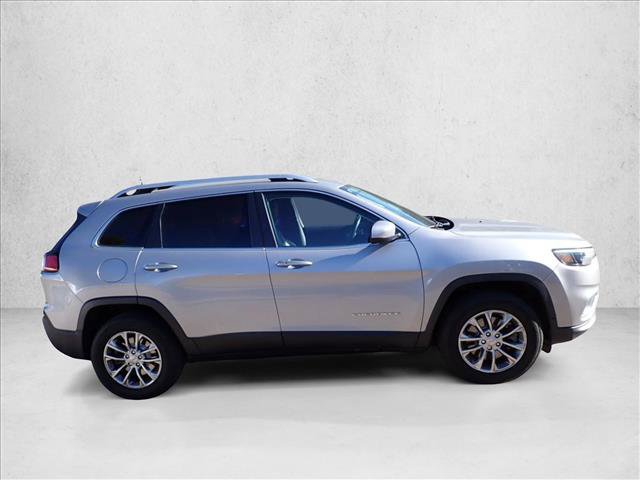 Used 2019 Jeep Cherokee Latitude Plus w/ Cold Weather Group image 4