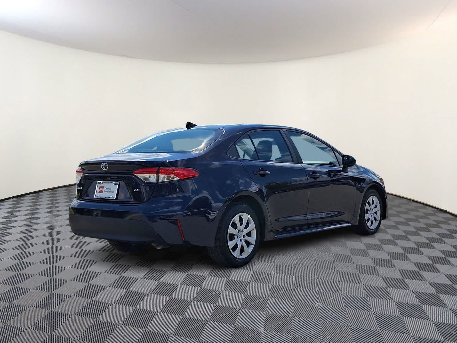 Certified 2024 Toyota Corolla LE FWD image 5