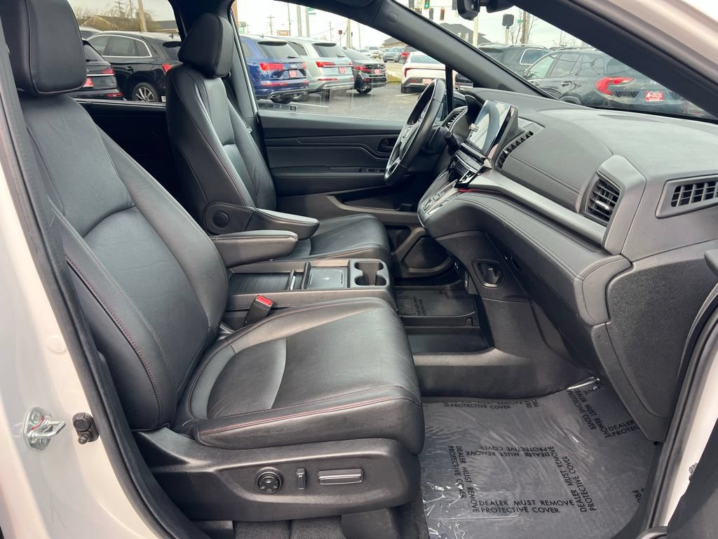 Used 2025 Honda Odyssey Sport-L image 29