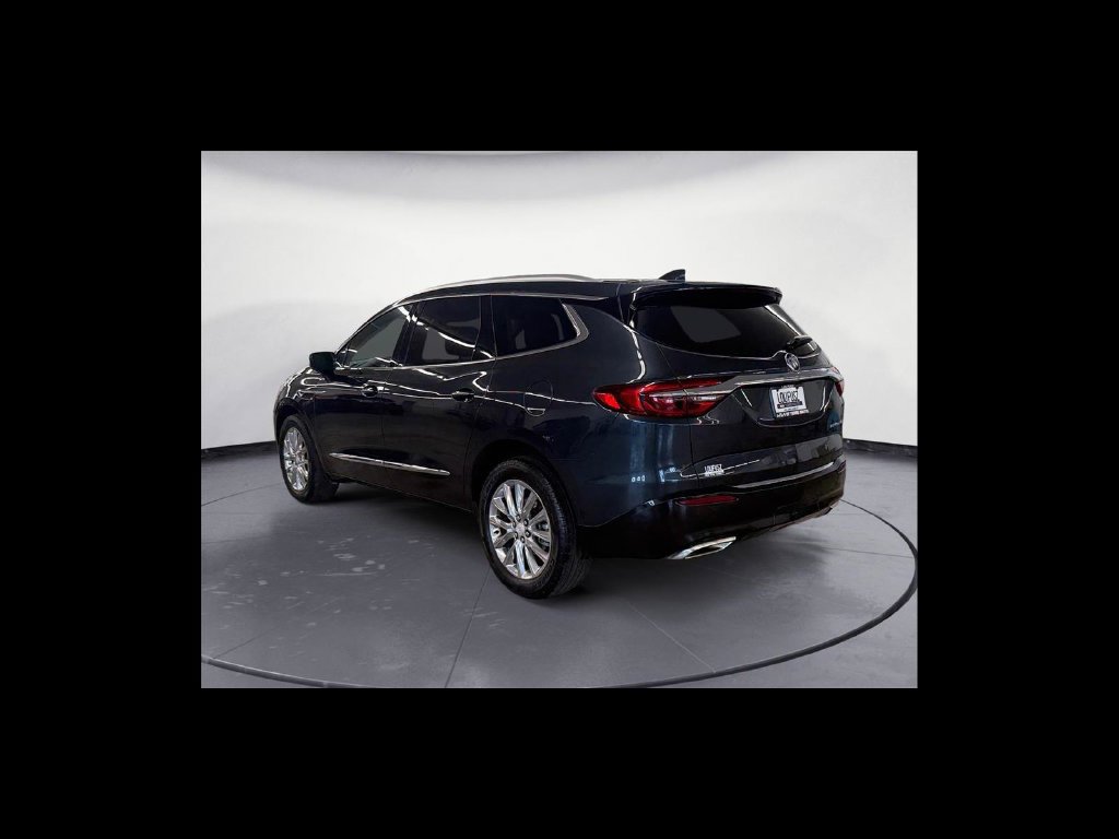 Used 2019 Buick Enclave Premium w/ Experience Buick Package FWD image 4
