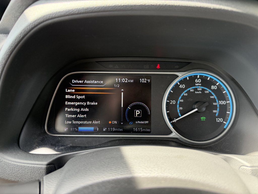 Used 2025 Nissan Leaf S FWD image 18