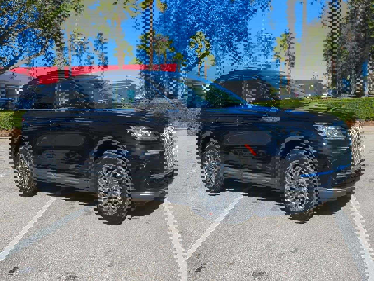 New 2026 Lincoln Corsair Premiere image 2