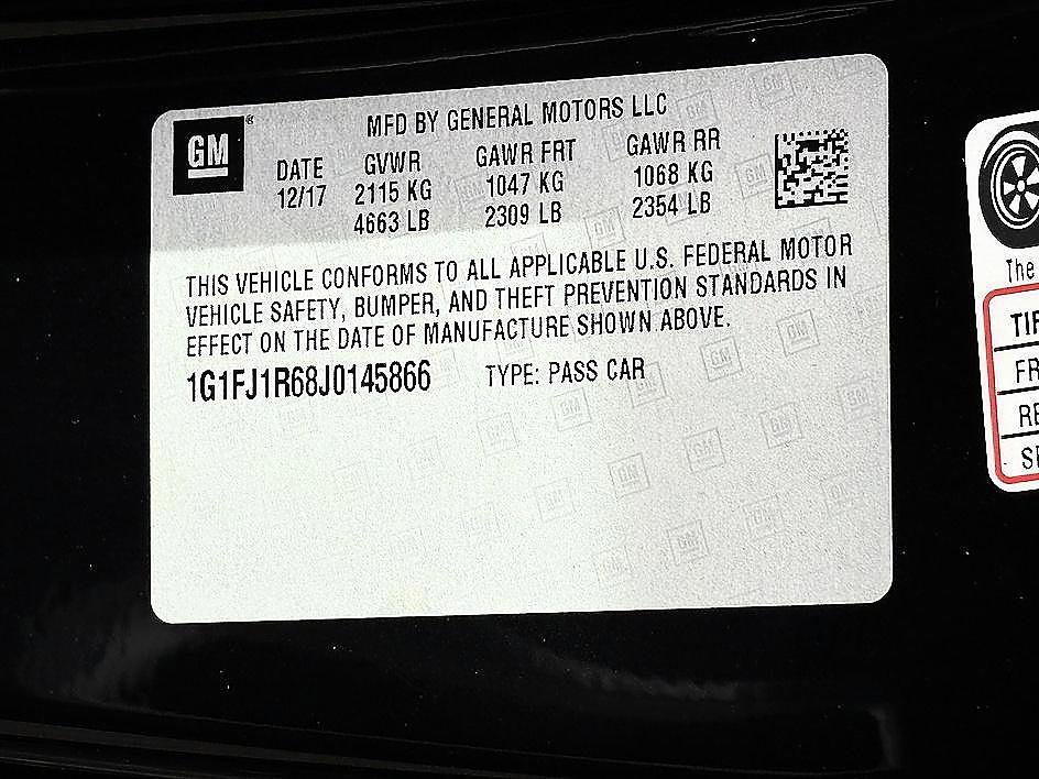 Used 2018 Chevrolet Camaro ZL1 RWD image 23