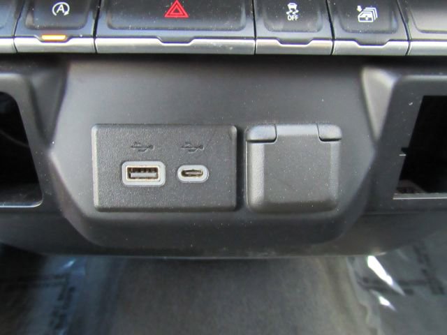 Used 2020 Chevrolet Silverado 1500 LT w/ Trailering Package AWD/4WD image 42