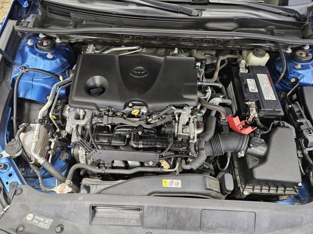 Used 2018 Toyota Camry XSE image 7