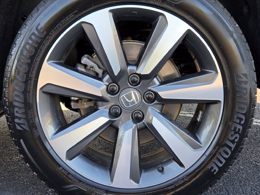 Certified 2025 Honda Pilot Elite image 21