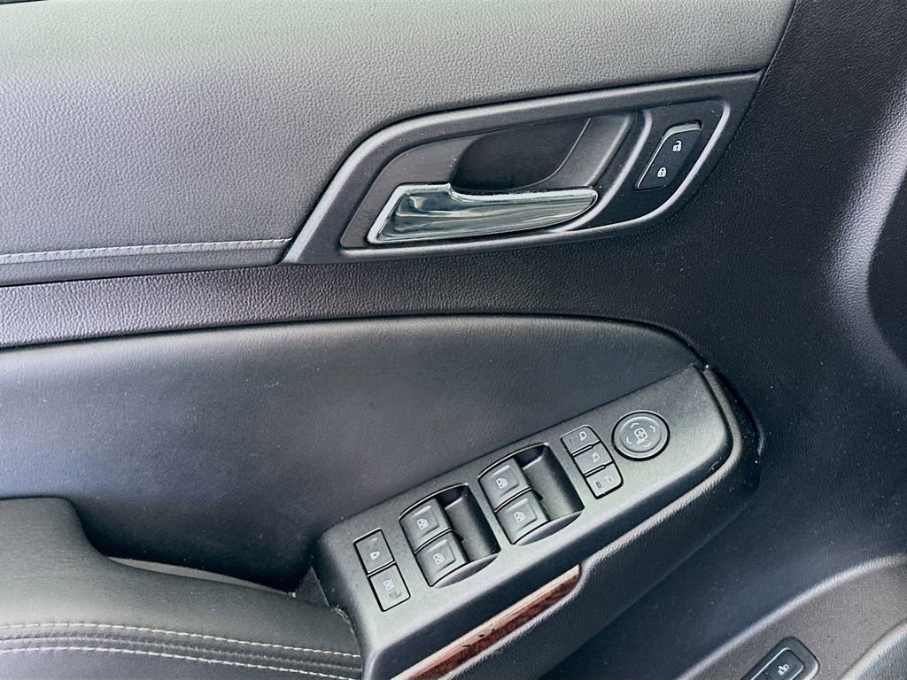 Used 2016 GMC Yukon SLT w/ Open Road Package image 18