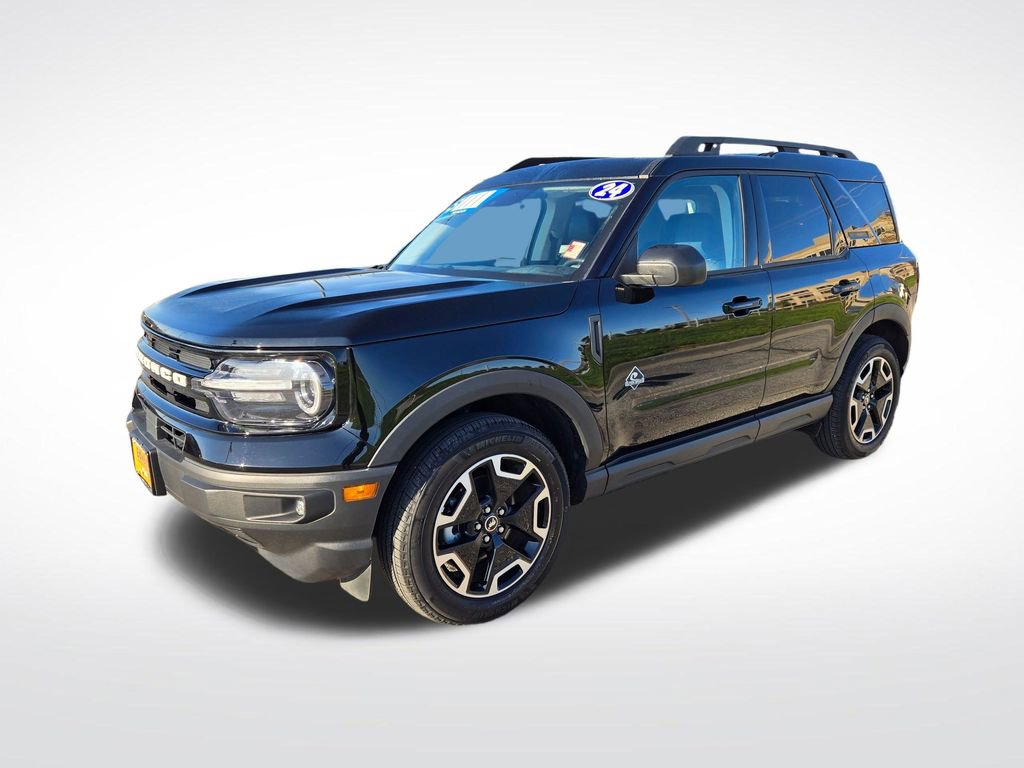 Used 2024 Ford Bronco Sport Outer Banks w/ Tech Package image 9